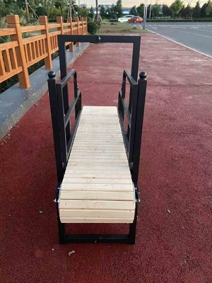 175cm*52cm*130cm Niet-aangedreven hondenslaam voor op maat gemaakte training en oefening