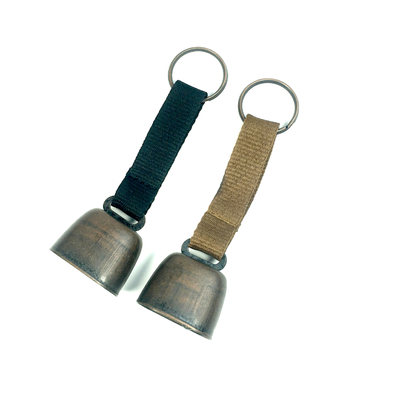 120mm*35mm Outdoor Camping Metal Cowbell met handvat en gebreide klokken