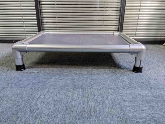 Waterdicht aangepast hondenbed met aluminium frame voor grote honden gemakkelijk te wassen luxe huisdierbed