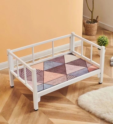 Vochtbestendig metalen verhoogd huisdierbed voor luxe honden en katten Duurzaam ontwerp