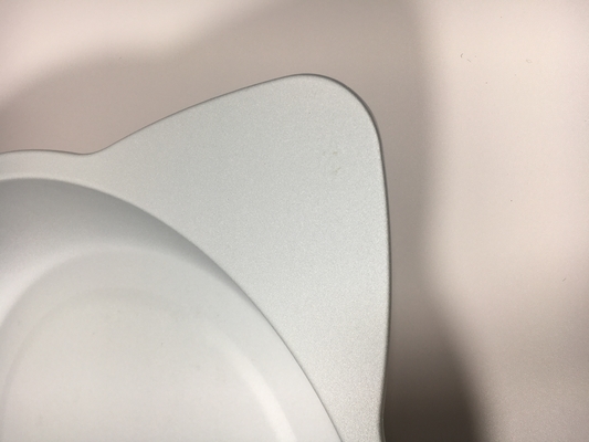 Handwas Ronde komvormig kattennest Aluminiummateriaal voor uw harige metgezel